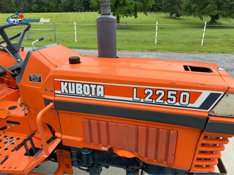 1992 Kubota L2250 photo 14