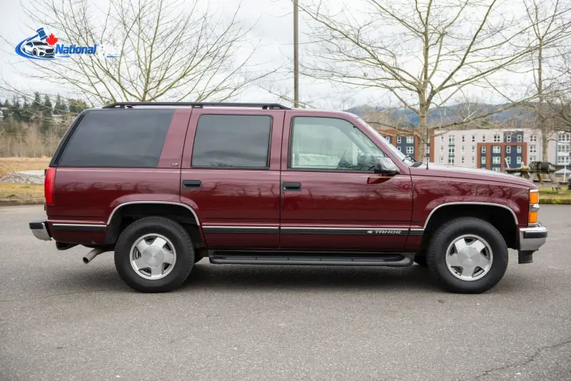 1999 Chevrolet Tahoe LT photo 9