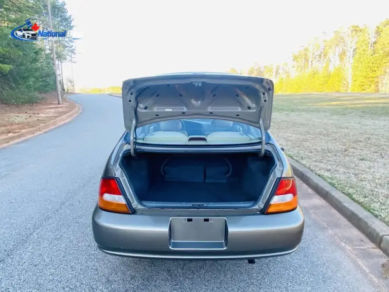 1999 Nissan Altima GLE photo 9